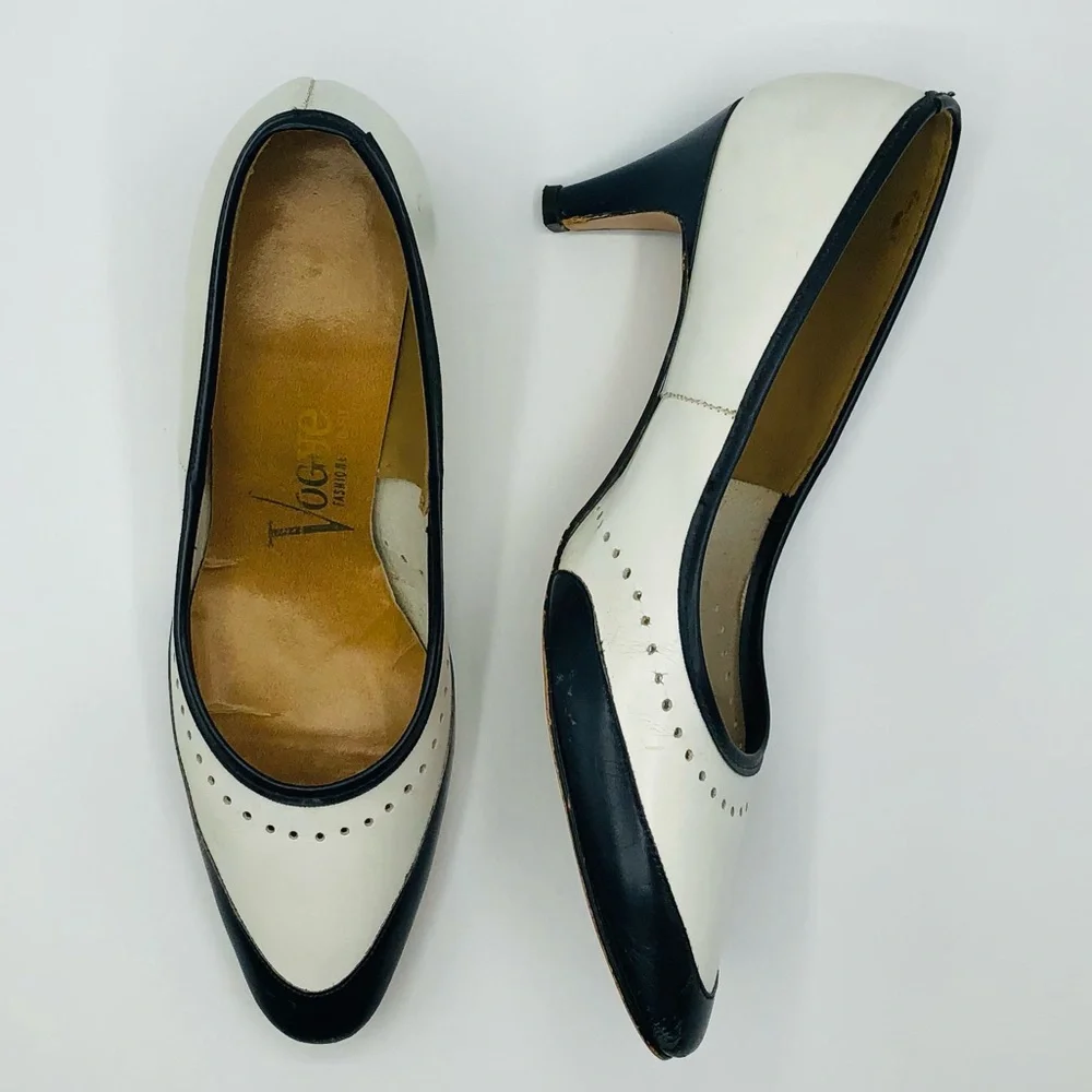 Vintage 70s Vogue Brand Oxford-Inspired Heels - Picture 3 of 16